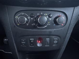 Dacia Sandero  picture 14