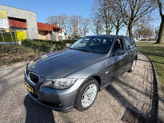 BMW 3-serie 105 kW (143 PK)  1995 cc. picture 6