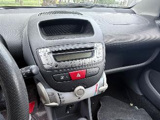 Toyota Aygo 50 kW (68 PK)  998 cc. picture 9