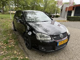 Volkswagen Golf GTI picture 7