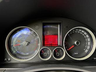 Volkswagen Golf GTI picture 11