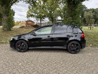 Volkswagen Golf GTI picture 2