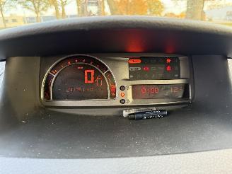 Renault Modus  picture 11