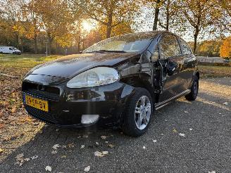 krockskadad bil auto Fiat Grande Punto  2006/1