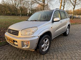 krockskadad bil auto Toyota Rav-4  2000/1