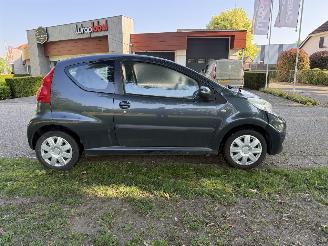Peugeot 107  picture 6
