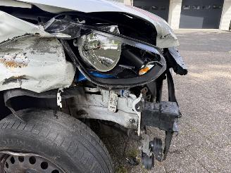 Volkswagen Up!  picture 16