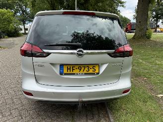 Opel Zafira TOURER picture 4