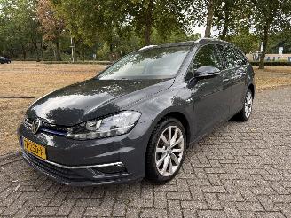 Damaged car Volkswagen Golf  2018/1