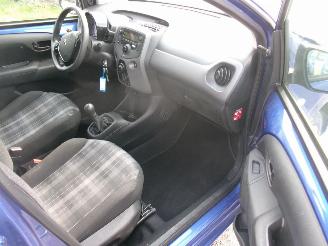Peugeot 108 1.0 Allure 5 Drs picture 20