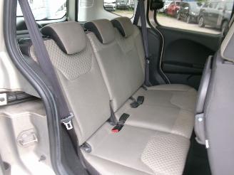 Ford Tourneo Connect 1.0  Ecoboost   Titanium picture 20