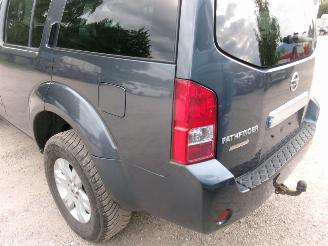Nissan Path-finder 2.5 Dci XE - Camionet picture 16