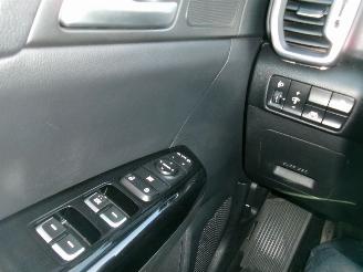 Kia Sportage 1.7 Crdi Lounge picture 24