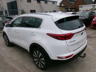 Kia Sportage 1.7 Crdi Lounge picture 4