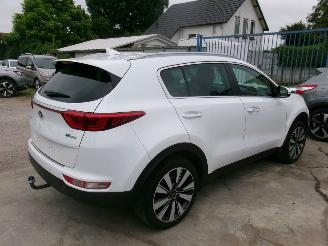 Kia Sportage 1.7 Crdi Lounge picture 3