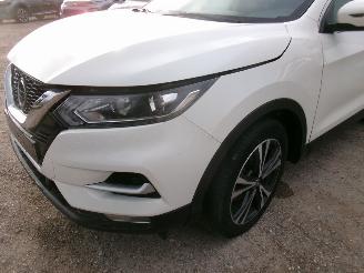 Nissan Qashqai 1.3 Design Automatic picture 6