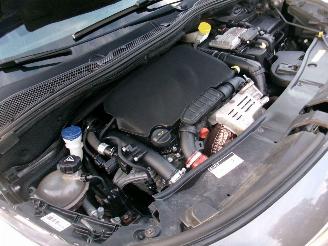 Peugeot 2008 1.2 Crossway picture 41