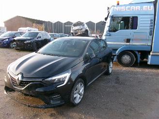 Renault Clio 1.0 Zen 5 Drs- HB picture 3