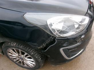 Ford Ka+ 1.2 Titanium picture 9