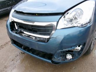 Peugeot Partner Tepee 1.2 Tepee Active picture 6