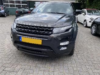 Land Rover Range Rover Evoque 2.0 Si 4WD Prestige Coupe picture 3