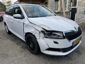 Skoda Fabia Auto is gereserveerd 1.0 TSi Combi 70 KW picture 40