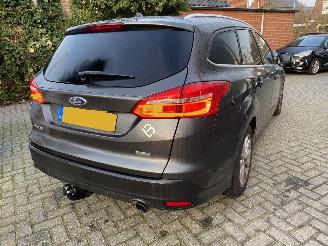 Ford Focus 1.5 Automaat Kombi motor probleem picture 32