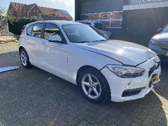 BMW 1-serie 118i 5drs picture 9