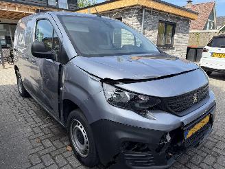 skadebil bedrijf Peugeot Partner 1.5 BlueHDi 100 S&S L1 2022/10