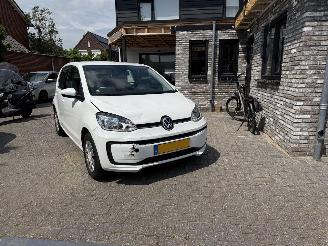 Vaurioauto  passenger cars Volkswagen Up! Vaste Prijs 2021/8