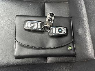 BMW 5-serie 528i 16V Combi/o  Benzine 1,997cc 180kW (245pk) RWD picture 21