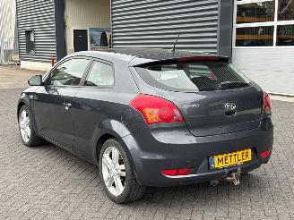 Kia Cee d 1.4 CVVT 16V Hatchback 2Dr Benzine 1.396cc 66kW (90pk) FWD picture 3