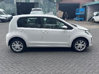 Volkswagen Up! 1.0 12V 60 Hatchback  Benzine 999cc 44kW (60pk) picture 6