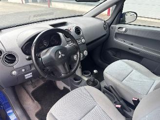 Mitsubishi Colt 1.5 16V Cabrio  Benzine 1.499cc 80kW (109pk) FWD picture 11