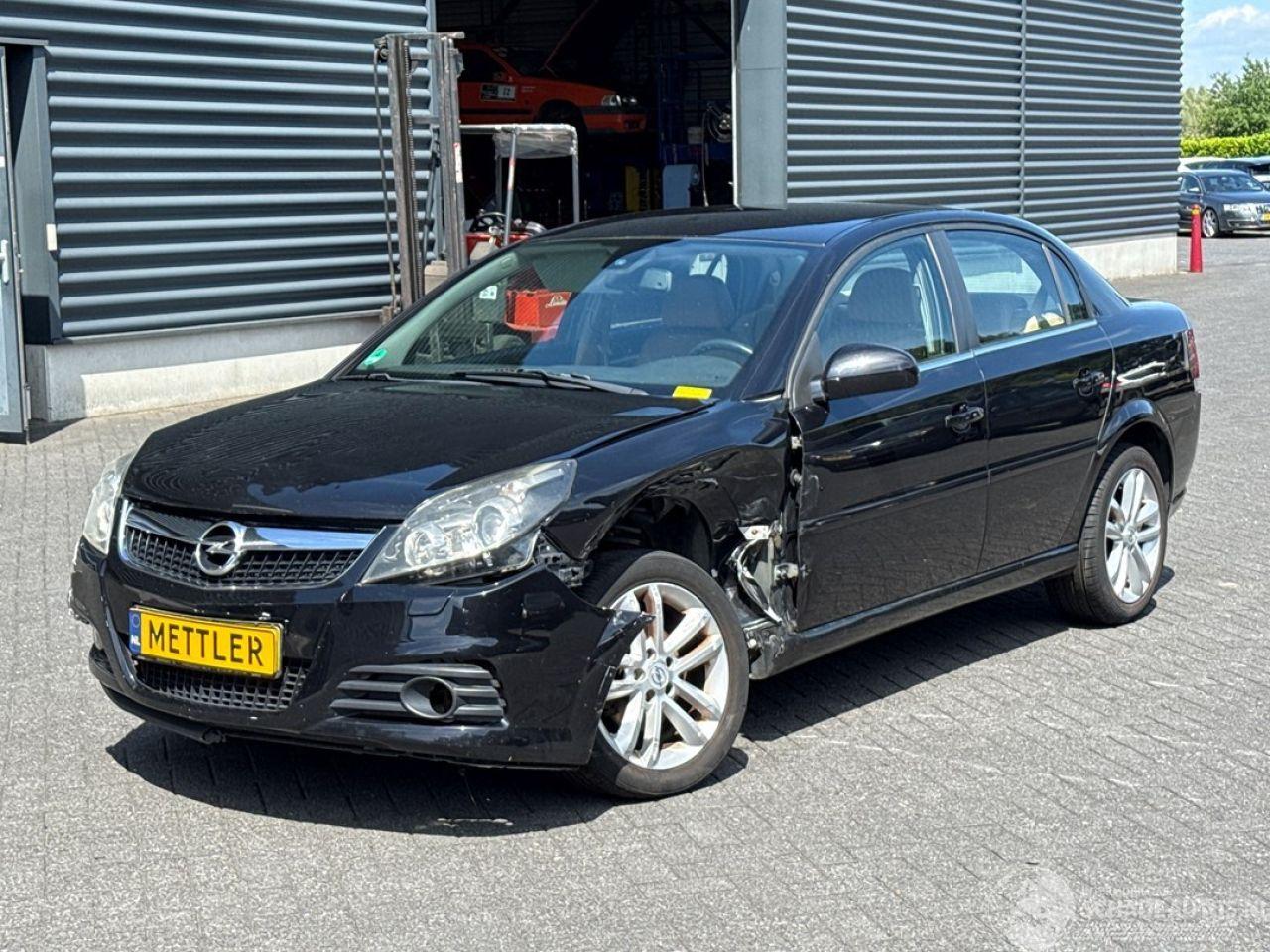 Opel Vectra 2.2 16V Sedan 4Dr Benzine 2.198cc 108kW (147pk) FWD