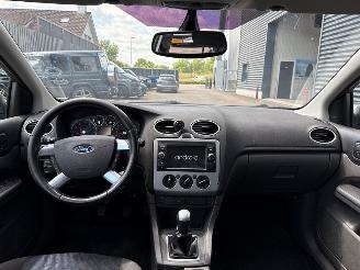 Ford Focus 1.6 16V Combi/o  Benzine 1.596cc 74kW (101pk) picture 10