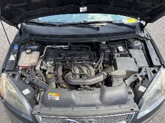 Ford Focus 1.6 16V Combi/o  Benzine 1.596cc 74kW (101pk) picture 23