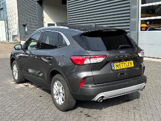 Ford Kuga 1.5 EcoBoost 12V 120 SUV  Benzine 1.496cc 88kW (120pk) FWD picture 3