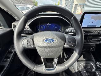 Ford Kuga 1.5 EcoBoost 12V 120 SUV  Benzine 1.496cc 88kW (120pk) FWD picture 15