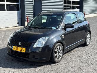 Suzuki Swift 1.3 VVT 16V Hatchback  Benzine 1.328cc 68kW (92pk) FWD 2005 2005/6
