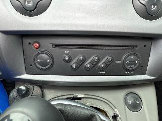 Renault Scenic 2.0 200 16V Coupe 2Dr Benzine 1.998cc 100kW (136pk) RWD picture 17