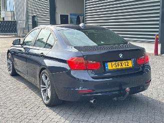 BMW 3-serie 320i 1.6 16V EfficientDynamicsEdition Sedan 4Dr Benzine 1.598cc 125kW (170pk) RWD picture 3