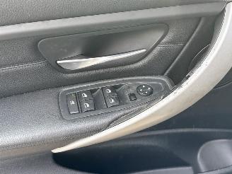 BMW 3-serie 320i 1.6 16V EfficientDynamicsEdition Sedan 4Dr Benzine 1.598cc 125kW (170pk) RWD picture 23