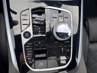 BMW X5 M60i xDrive 4.4i V8 32V Mild Hybrid SUV  Elektrisch Benzine 4.395cc 390kW (530pk) 4x4 picture 25