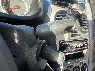 Opel Corsa 1.2 16V Hatchback  Benzine 1.229cc 59kW (80pk) FWD picture 18