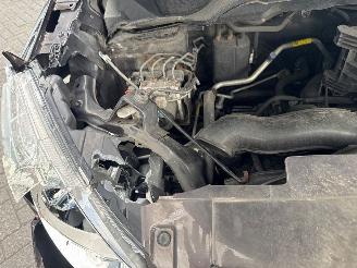 Opel Agila 1.0 12V MPV  Benzine 996cc 50kW (68pk) FWD picture 10