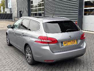 Peugeot 308 1.2 12V e-THP PureTech 130 Combi/o 4Dr Benzine 1.199cc 96kW (131pk) FWD picture 3