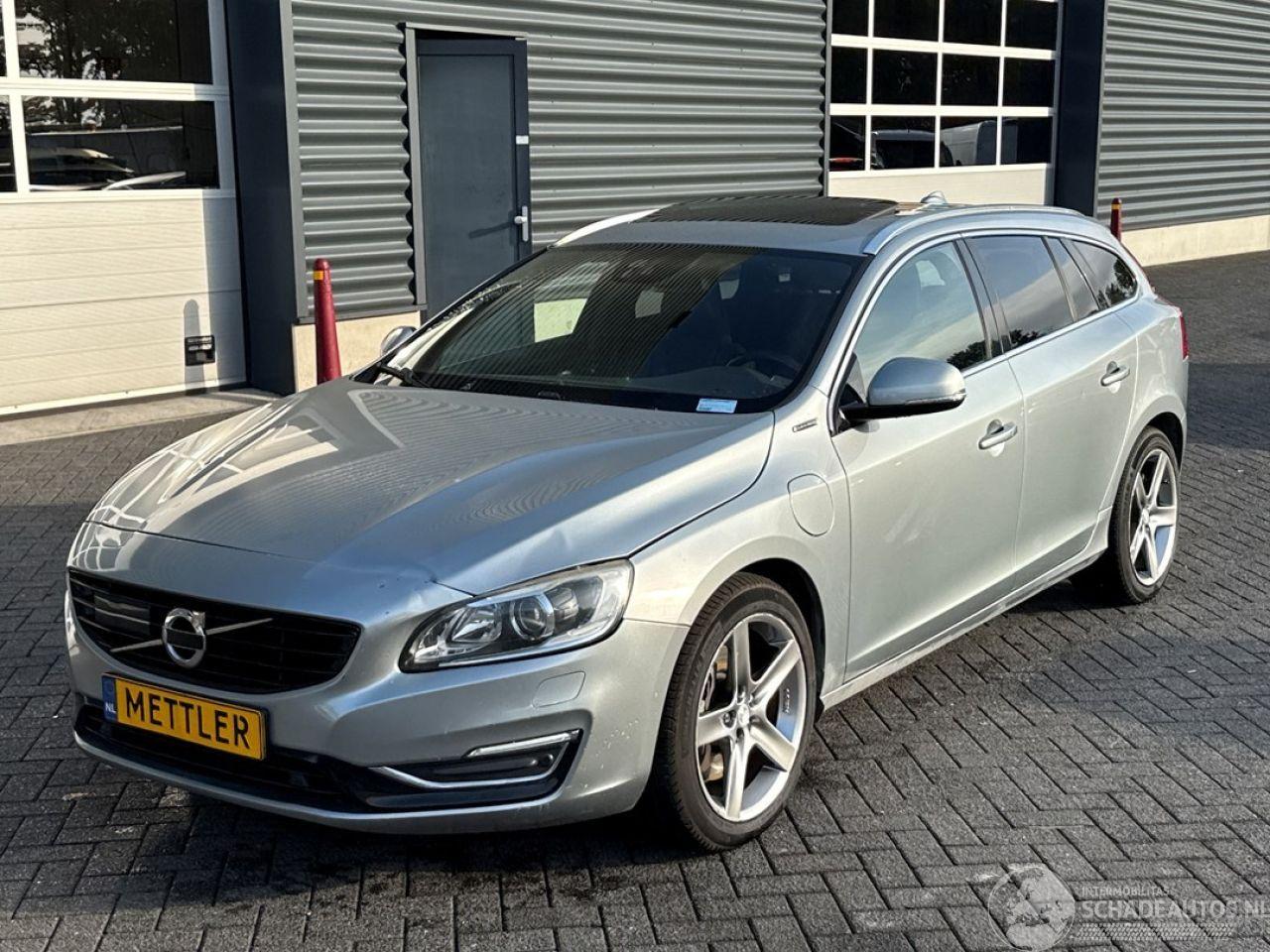 Volvo V-60 2.4 D6 20V Plug-in Hybrid AWD Combi/o  Elektrisch Diesel 2.401cc 206kW (280pk) 4x4