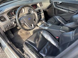 Volvo V-60 2.4 D6 20V Plug-in Hybrid AWD Combi/o  Elektrisch Diesel 2.401cc 206kW (280pk) 4x4 picture 13