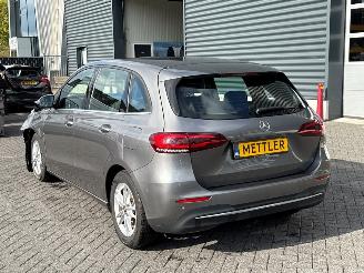 Mercedes B-klasse 1.3 B-180 Turbo 16V Hatchback  Benzine 1.332cc 100kW (136pk) FWD picture 4